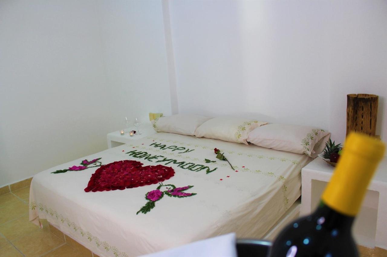 Sunset House Zihuatanejo Aparthotel Exterior photo